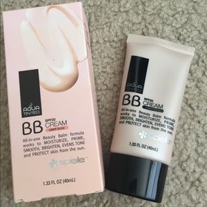 Epielle Aqua Tinted BB Cream SPF 20